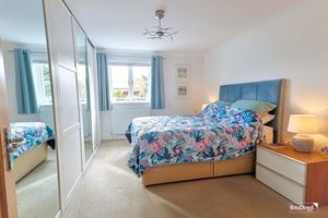 Photo 7- click for photo gallery